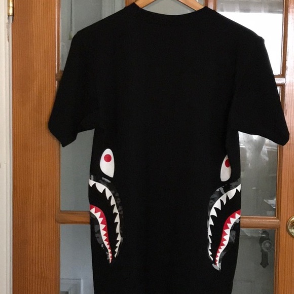 BAPE - Picture 2 of 6